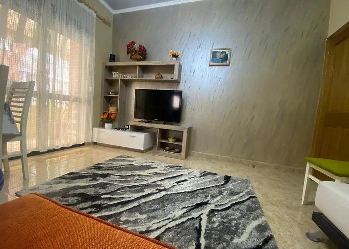 Apartment Rebi Golem (Tirana)