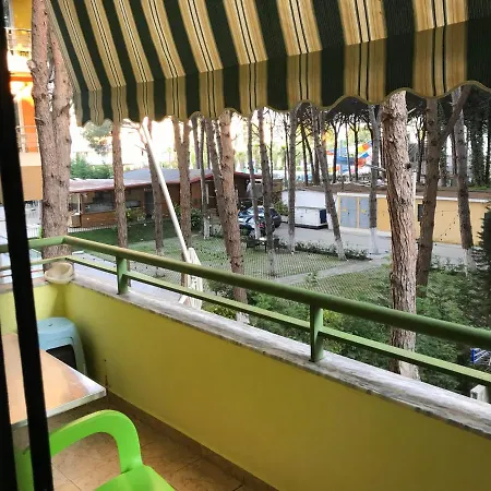 Apartament Rebi *